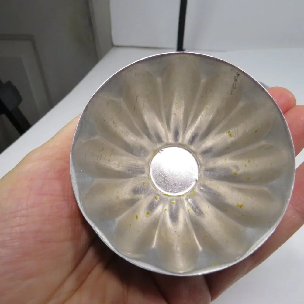 Set of 6 Vintage Aluminum Fluted Jello Molds Individual Scalloped Aspic Tins #2